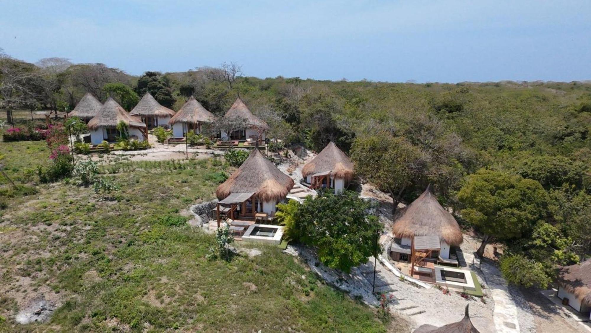 Hotel Amalife Club & Tierra Bomba